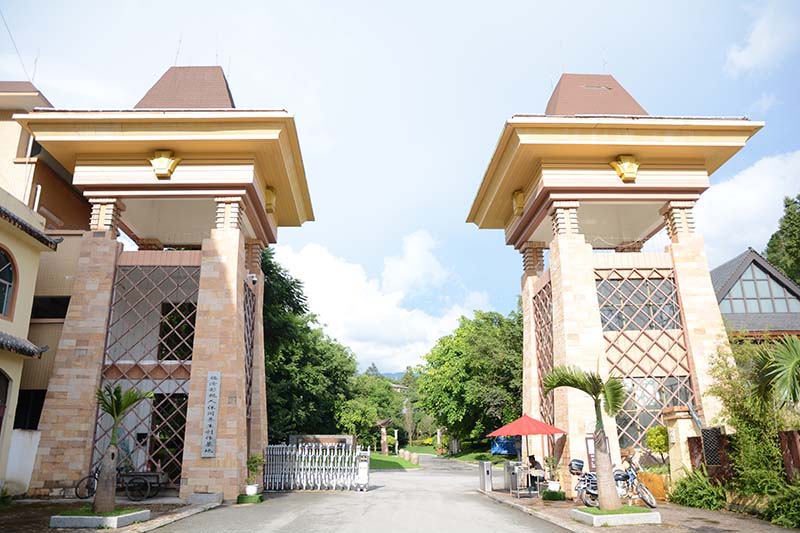 臨滄瑯竺布冉-景觀(guān)施工